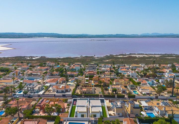 Villa i Torrevieja, Alicante, Torrevieja - € 700.000 | Ref: 21-Gv.009/776 - foto 1