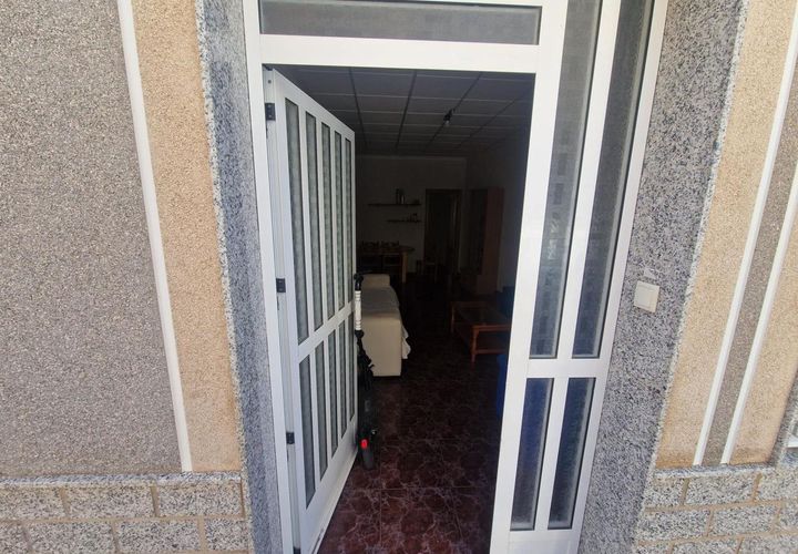 Byhus i Torrevieja, Alicante, Torrevieja - € 221.900 | Ref: 740798 - foto 1