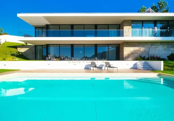 Villa i Paredes, Porto, Paredes - € 1.600.000 | Ref: C0256-01881 - foto 1
