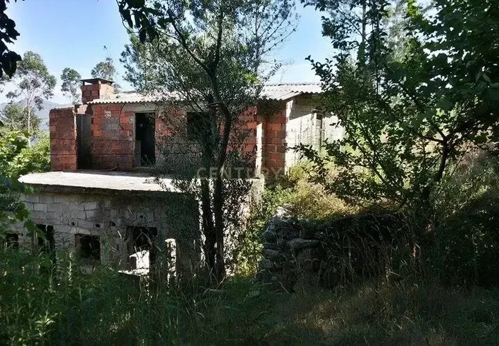 Villa i Parada do Bouro, Braga, Parada do Bouro - € 39.500 | Ref: C0256-02468 - foto 1