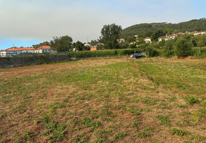 Helårsgrund i Vila Verde, Braga, Vila Verde - € 40.000 | Ref: C0256-03057 - foto 1