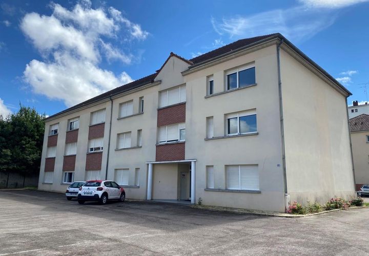 Apartament a Troyes, Aube, Troyes - € 402/mes | Ref: 20480011 - foto 1