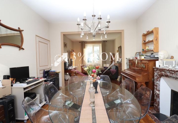 Villa a Rennes, Ille-et-Vilaine, Rennes - € 740.000 | Ref: 314_V4040062997 - foto 1