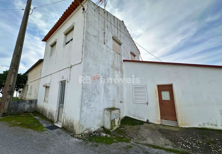 Villa a Olaia e Paco, Santarem, Olaia e Paco - € 120.000 | Ref: 01885-26 - foto 1