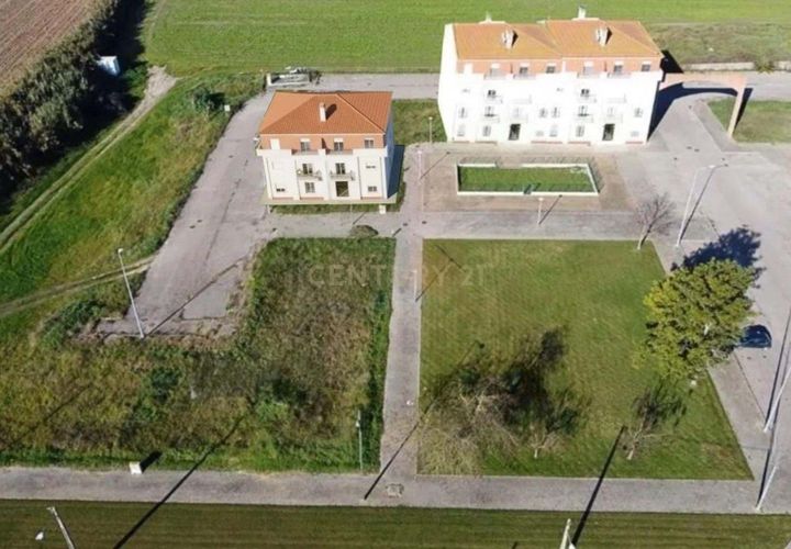 Helårsgrund i Alpiarca, Santarem, Alpiarca - € 53.000 | Ref: C0409-00085 - foto 1