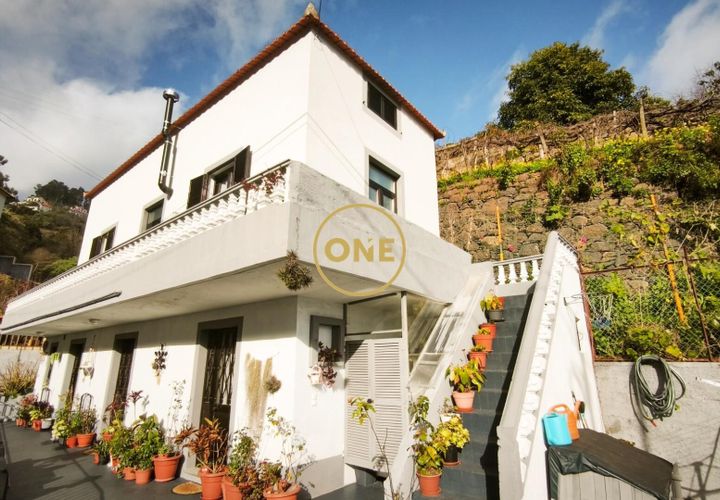 Byhus i Camara de Lobos, Madeira, Camara de Lobos - € 399.000 | Ref: ONE361977-1 - foto 1