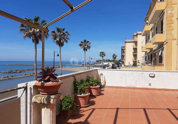 Apartament a Anzio, Rome, Anzio - € 1.500/mes | Ref: G294 - foto 1