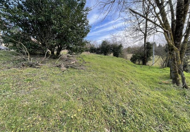 Helårsgrund i Trept, Isere, Trept - € 79.000 | Ref: 84888 - foto 1