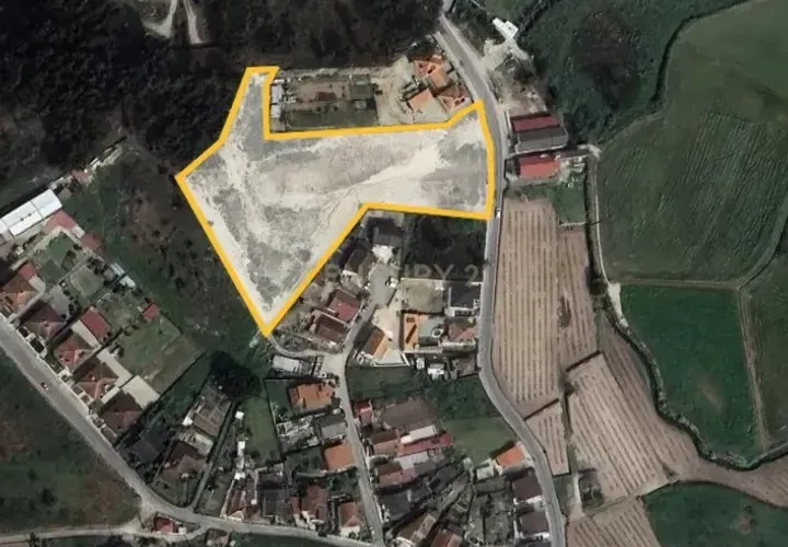 Helårsgrund i Amarante, Porto, Amarante - € 350.000 | Ref: C0471-00365 - foto 1