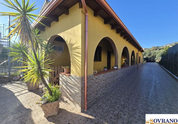 Villa i Palermo, Palermo, Palermo - € 315.000 | Ref: 09/26 - foto 1