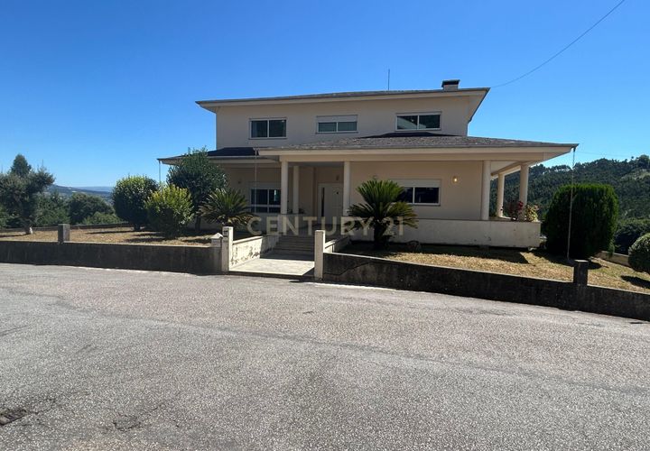 Villa i Paredes, Porto, Paredes - € 375.000 | Ref: C0444-00468 - foto 1