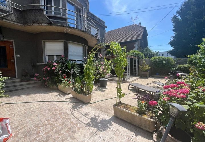 Villa a Annemasse, Haute-Savoie, Annemasse - € 630.000 | Ref: 227912976 - foto 1