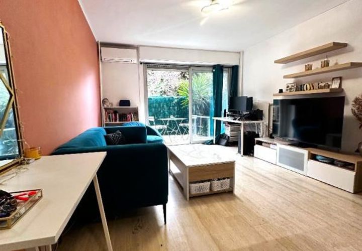 Lejlighed i Antibes, Alpes-Maritimes, Antibes - € 212.000 | Ref: 3011442747 - foto 1