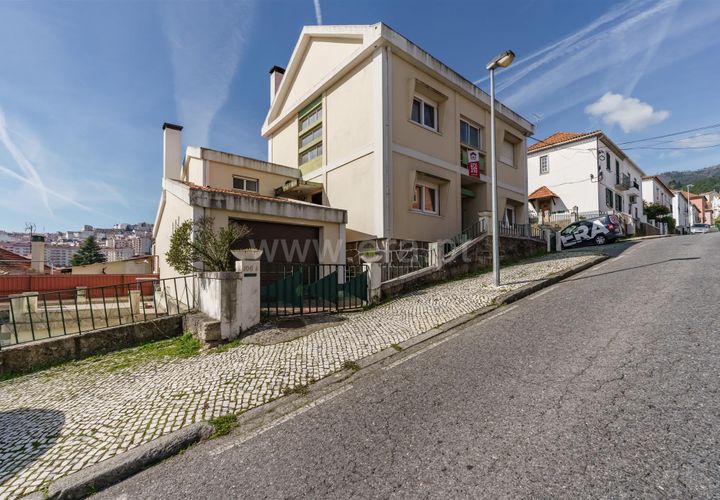 Villa a Covilha, Castelo Branco, Covilha - € 298.500 | Ref: 111250252 - foto 1