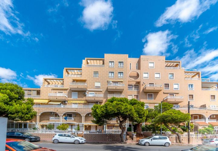 Lejlighed i Punta Prima, Alicante, Punta Prima - € 145.000 | Ref: R11861 - foto 1