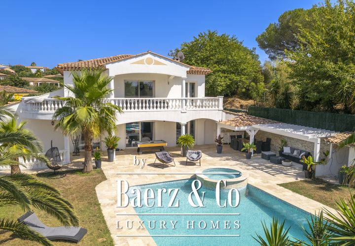 Villa i Frejus, Var, Frejus - € 1.059.000 | Ref: ACS-SR-1169 - foto 1