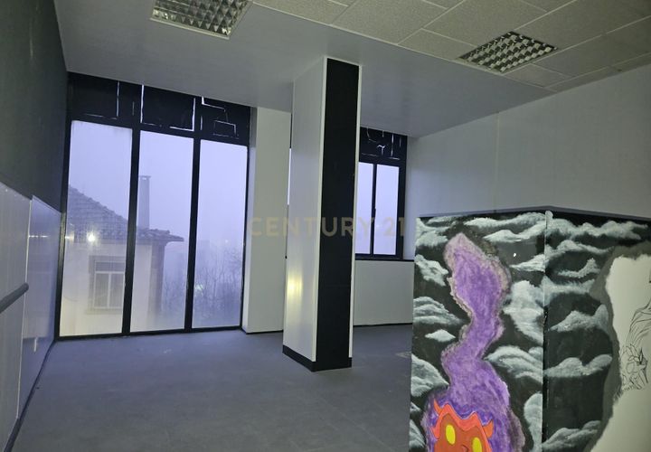 Erhvervsejendom i Guarda, Guarda, Guarda - € 39.900 | Ref: C0434-01197 - foto 1