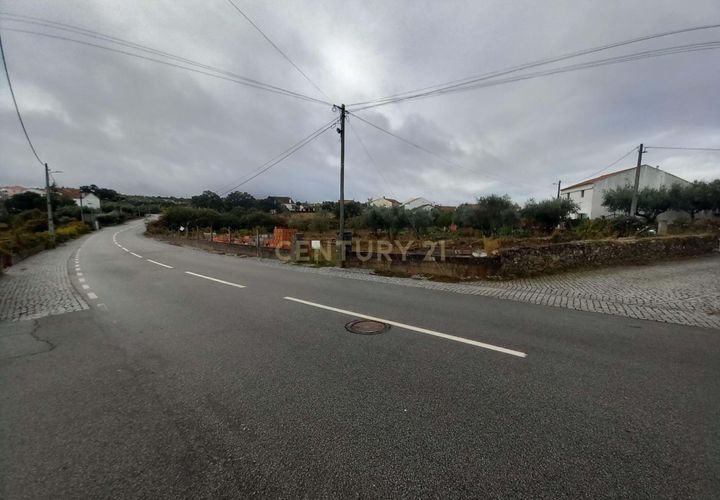 Helårsgrund i Castelo Branco, Castelo Branco, Castelo Branco - € 27.500 | Ref: C0434-01119 - foto 1