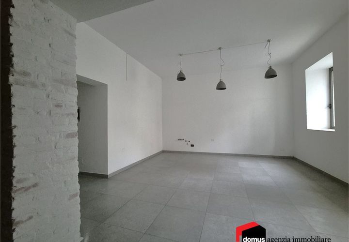 Erhvervsejendom i Thiene, Vicenza, Thiene - € 80.000 | Ref: A061 - foto 1
