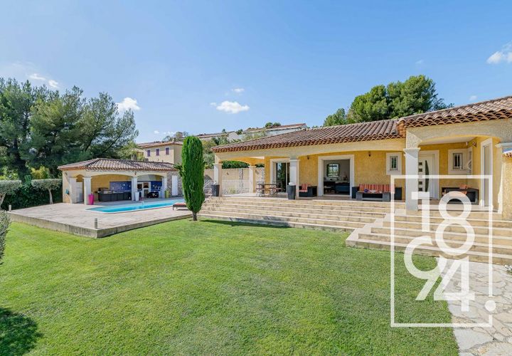 Villa i Marseille, Bouches-du-Rhone, Marseille - € 990.000 | Ref: 1JEJ-RRB-32T - foto 1