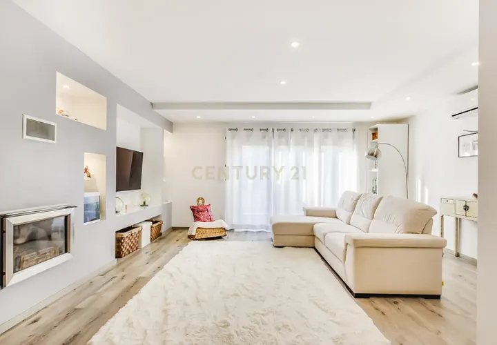 Villa i Oeiras, Lisbon, Oeiras - € 760.000 | Ref: C0246-03222 - foto 1