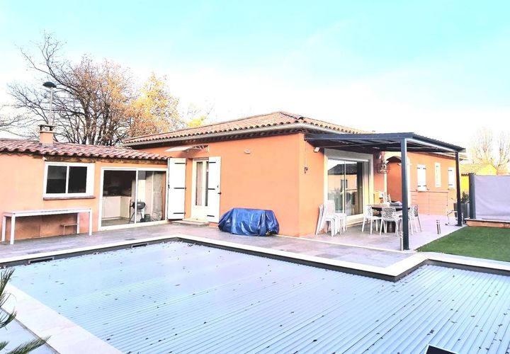 Villa a Sainte-Tulle, Alpes-de-Haute-Provence, Sainte-Tulle - € 473.000 | Ref: 480 - foto 1