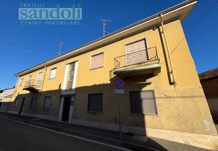 Villa i Oldenico, Vercelli, Oldenico - € 70 000 | Ref: 7906 - foto 1