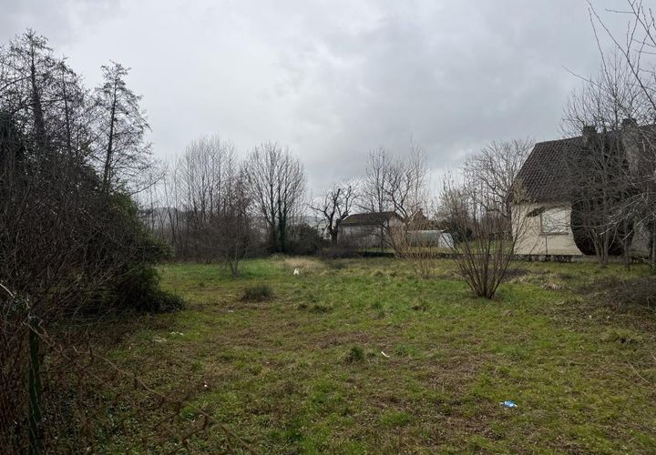 Helårsgrund i Saint-Céré, Lot, Saint-Céré - € 34.000 | Ref: 4C943EFFF4CB4FA7 - foto 1