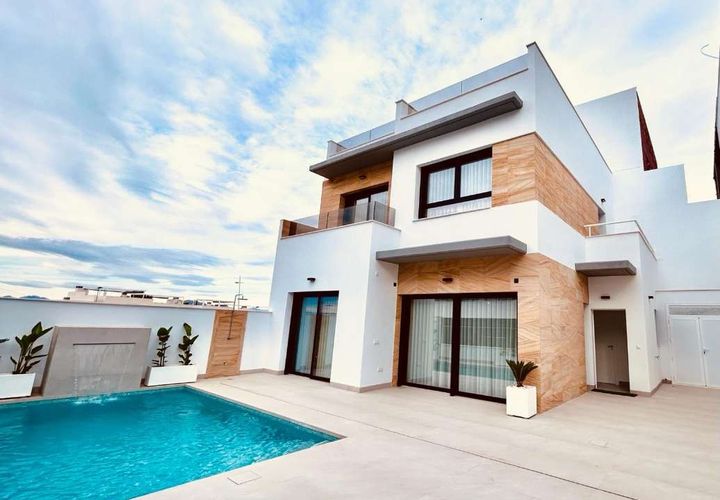 Villa i Benijofar, Alicante, Benijofar - € 465.000 | Ref: 830 - foto 1