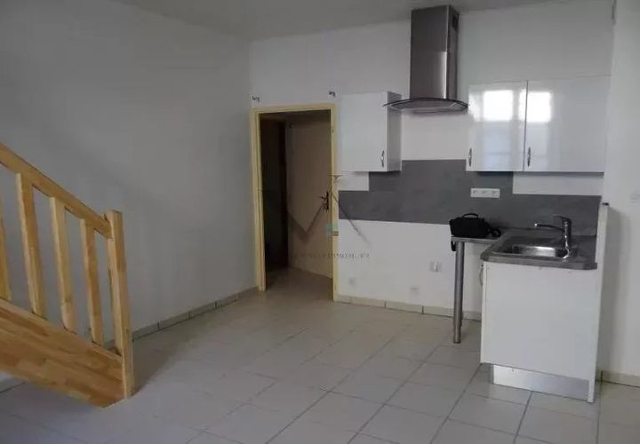 Apartament a Rochemaure, Ardeche, Rochemaure - € 462/mes | Ref: 82290073 - foto 1