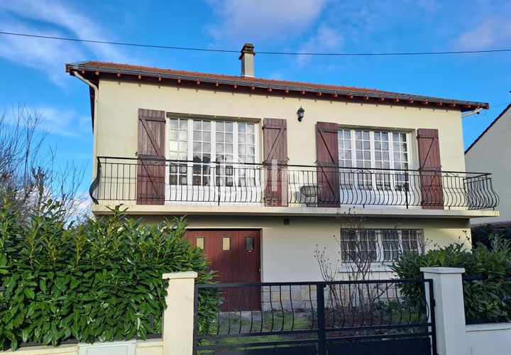 Villa a Reze, Loire-Atlantique, Reze - € 332.100 | Ref: nanf9 - foto 1