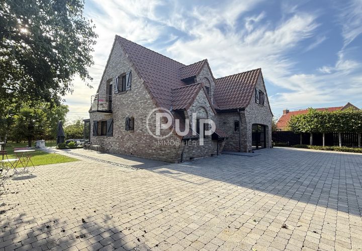 Villa a Estaires, Nord, Estaires - € 570.000 | Ref: estfestf0012 - foto 1
