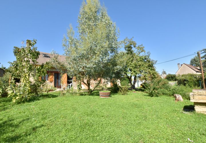 Villa a Nuits-Saint-Georges, Cote-d'Or, Nuits-Saint-Georges - € 175.000 | Ref: 830039341839 - foto 1
