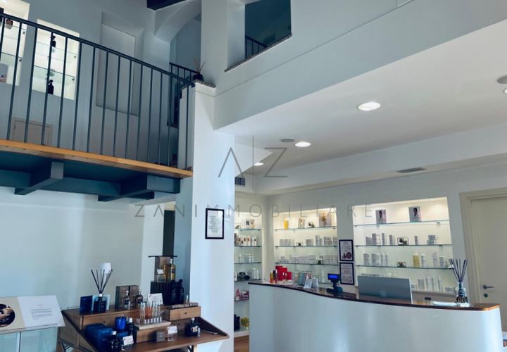 Erhvervsejendom i Rosa, Vicenza, Rosa - € 550.000 | Ref: VG1-26 - foto 1