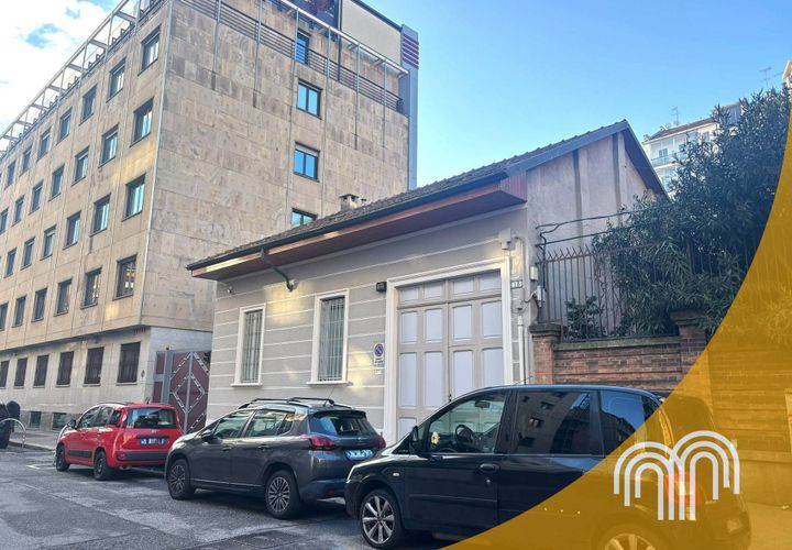 Villa i Torino, Turin, Torino - € 690.000 | Ref: mezzenile13 - foto 1