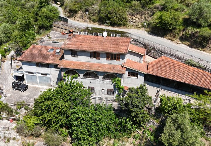 Erhvervsejendom i Apricale, Imperia, Apricale - € 690.000 | Ref: 23715 - foto 1