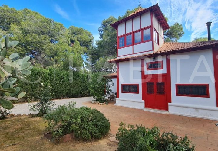 Villa i Torrent, Valencia, Torrent - € 1.600/måned | Ref: JA287/6904 - foto 1
