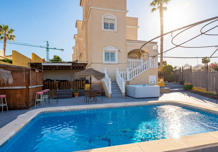 Villa i Playa Flamenca, Alicante, Playa Flamenca - € 399.000 | Ref: mks5061 - foto 1