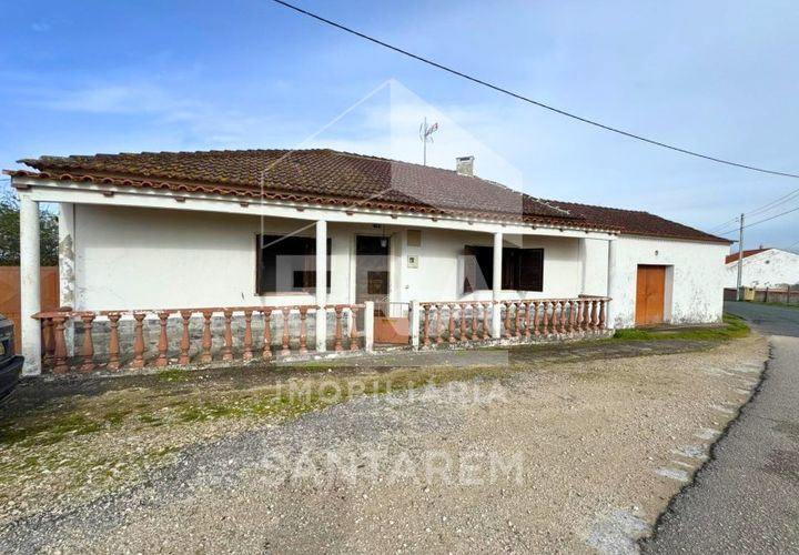 Villa i Assentiz, Santarem, Assentiz - € 170.000 | Ref: 12130 - foto 1