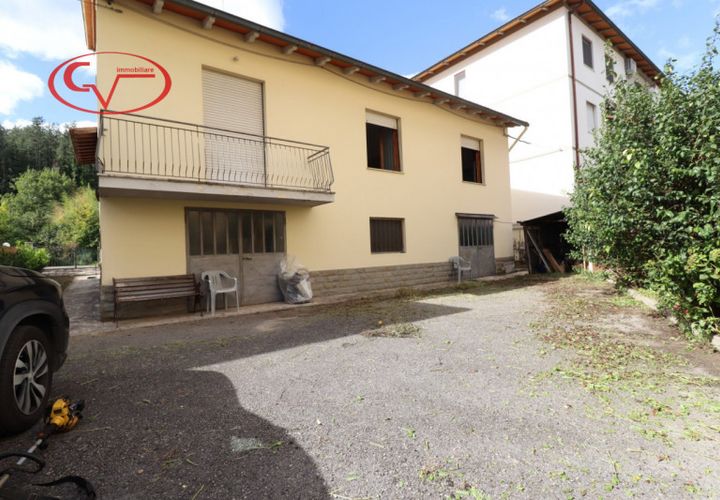 Villa i Montevarchi, Arezzo, Montevarchi - € 255.000 | Ref: 8051 - foto 1