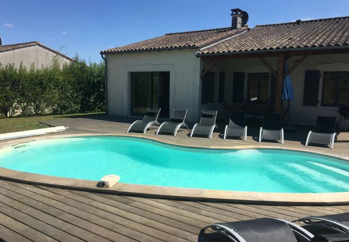 Villa i Chalais, Charente, Chalais - € 278.200 | Ref: BVI81829 - foto 1