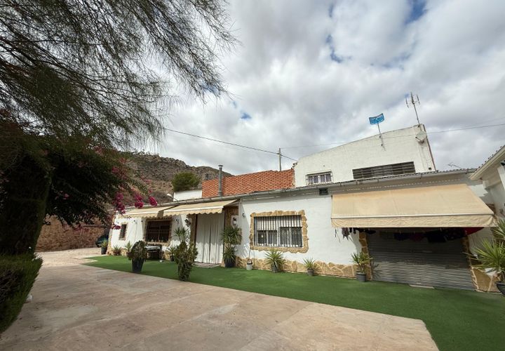 Herregård i Elda, Alicante, Elda - € 260 000 | Ref: 54162-SS - foto 1