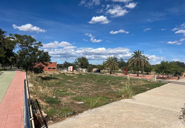Grond in Cheste, Valencia, Cheste - € 140.000 | Ref: IE-0011 - foto 1