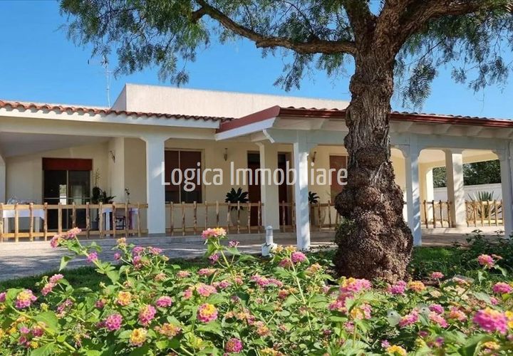 Villa a Mesagne, Brindisi, Mesagne - € 350.000 | Ref: VL395 - foto 1