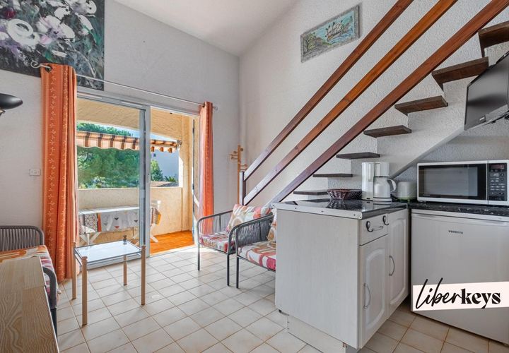 Lejlighed i Saint-Raphaël, Var, Saint-Raphaël - € 250.000 | Ref: DOM27952 - foto 1