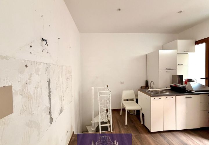 Erhvervsejendom i Florence, Florence, Florence - € 75.000 | Ref: a26032 - foto 1