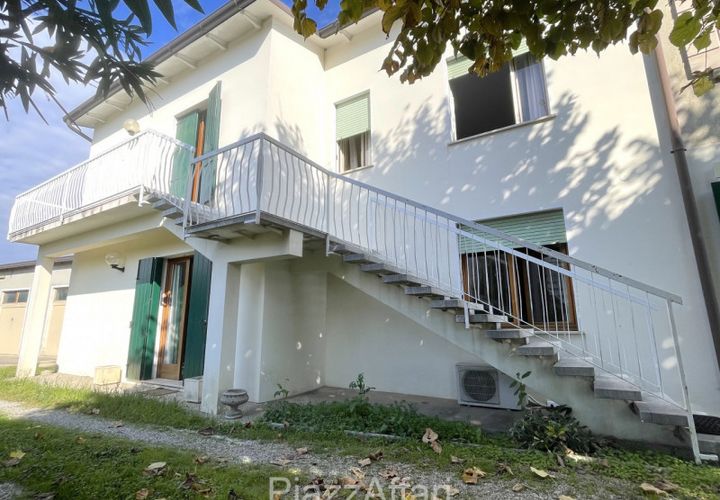 Villa i Cona, Venice, Cona - € 159.000 | Ref: CONP6 - foto 1