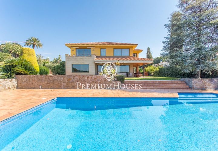 Villa a Alella, Barcelona, Alella - € 1.980.000 | Ref: PH100570/3699 - foto 1