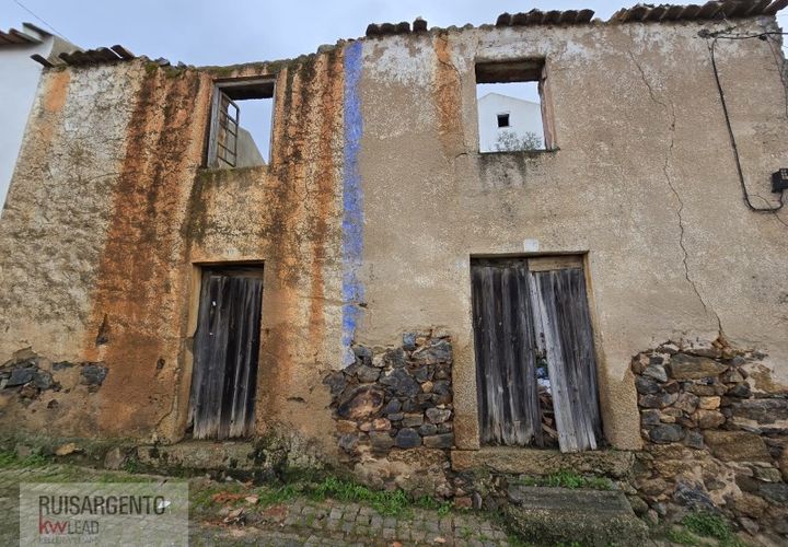 Villa i Castelo Branco, Castelo Branco, Castelo Branco - € 12.000 | Ref: CAS_233RSKWPT-012265 - foto 1