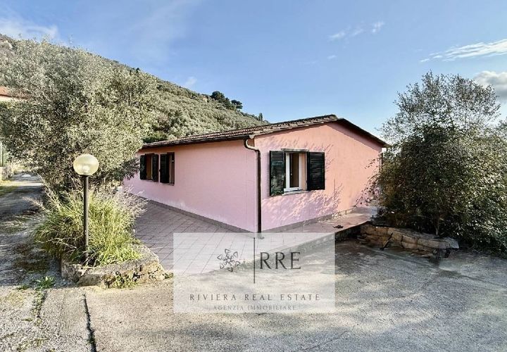 Villa a Imperia, Imperia, Imperia - € 279.000 | Ref: 38601013-240 - foto 1